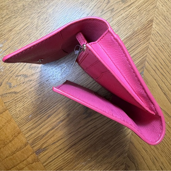 NEW COACH TRIFOLD WALLET IN EDGE PAINT CROSSGRAIN LEATHER WITH CARD/ID INSERT - Picture 12 of 13